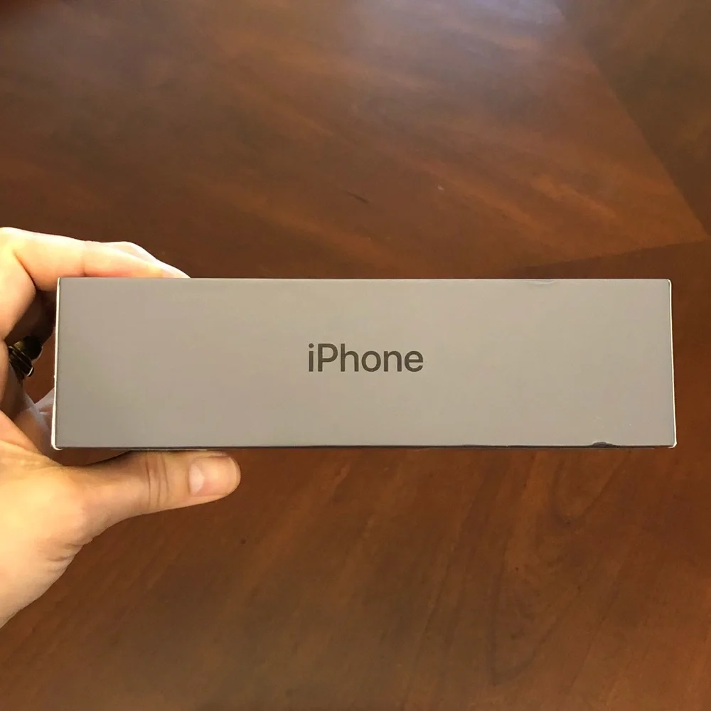 Original‎ Empty Apple iPhone 8 256GB Gray/ Black Box (No contain the cell phone)